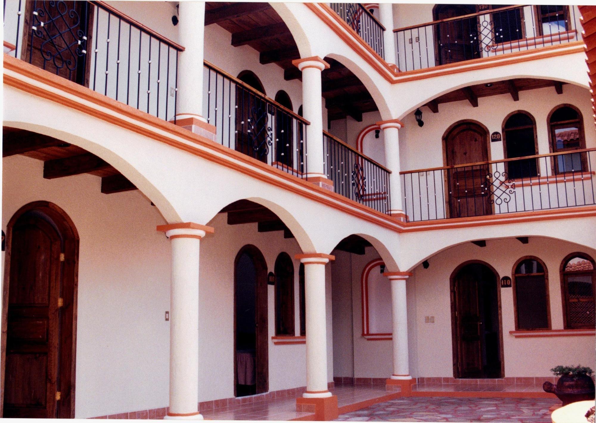 Hotel Villa Real II San Cristóbal de Las Casas Exterior foto